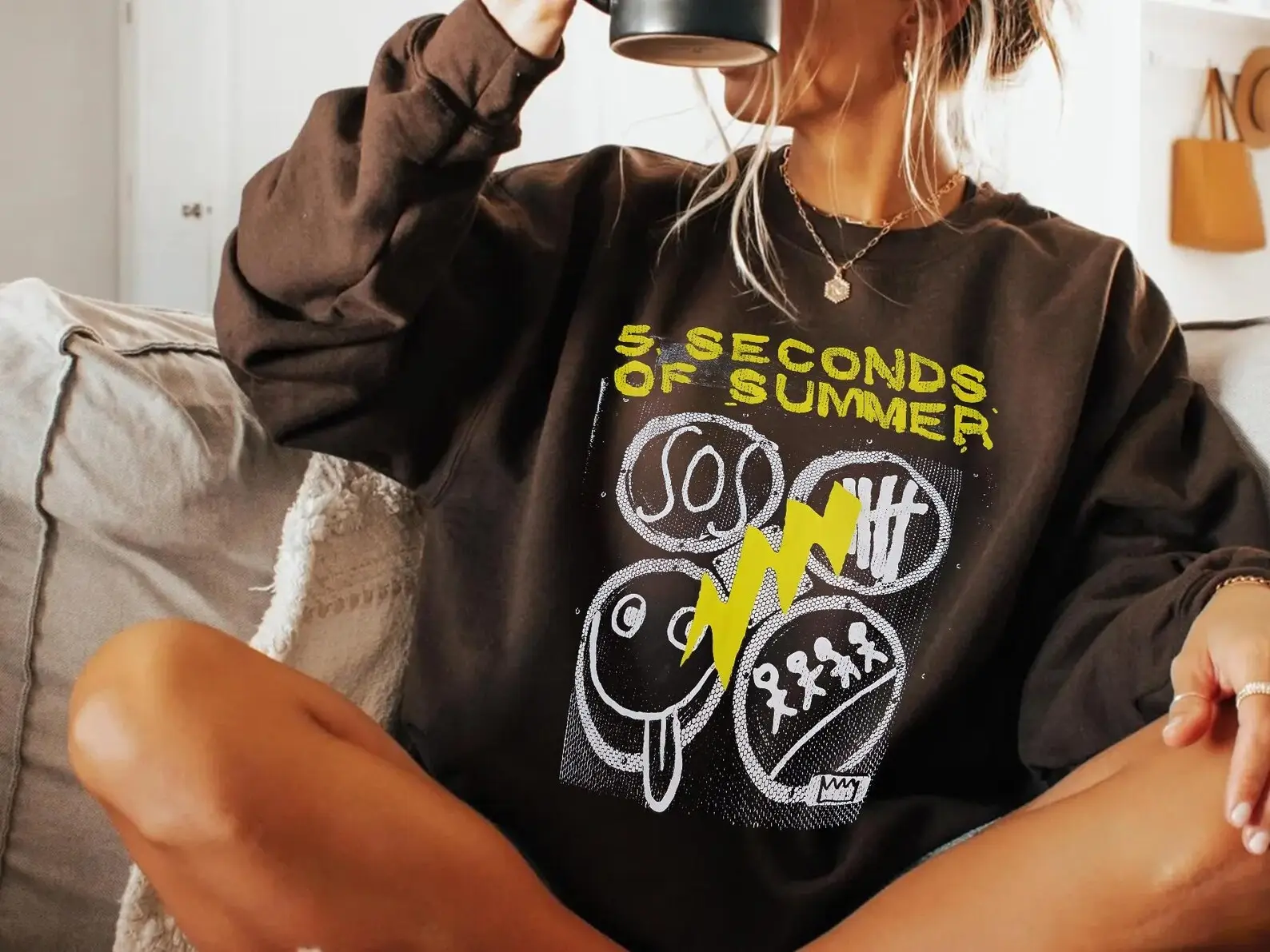 5 Seconds Of Summer Merch 5SOS Sweatshirt Concert Outfits Gifts For Music Lovers 5 Seconds Of Summer Merch 5SOS Sweatshirt Concert Outfits Gifts For Music Lovers - Image 1