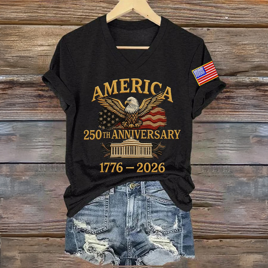 Bald Eagle US Flag America 250th Birthday 1776 2026 V-Neck Shirt Independence Day Merch