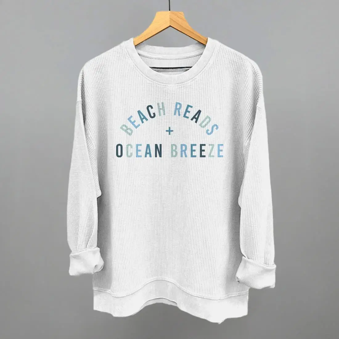 Beach Reads Ocean Breeze Sweatshirt Vacation Outfits Top 10 Mother's Day Gift Ideas