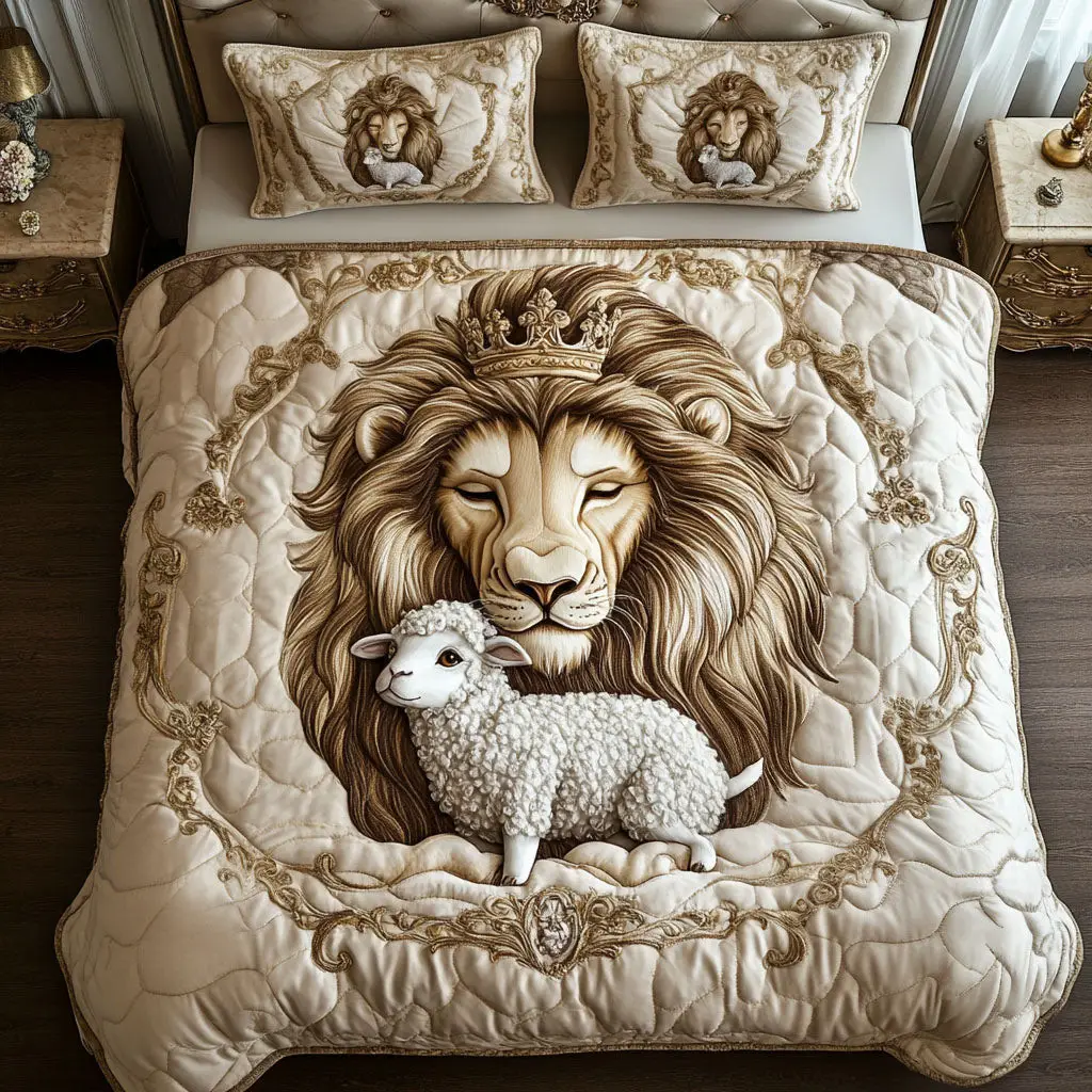 Crowned Strength Quilted Bedding Set Luxury Duvet Cover Set for Elegant Bedroom Decor