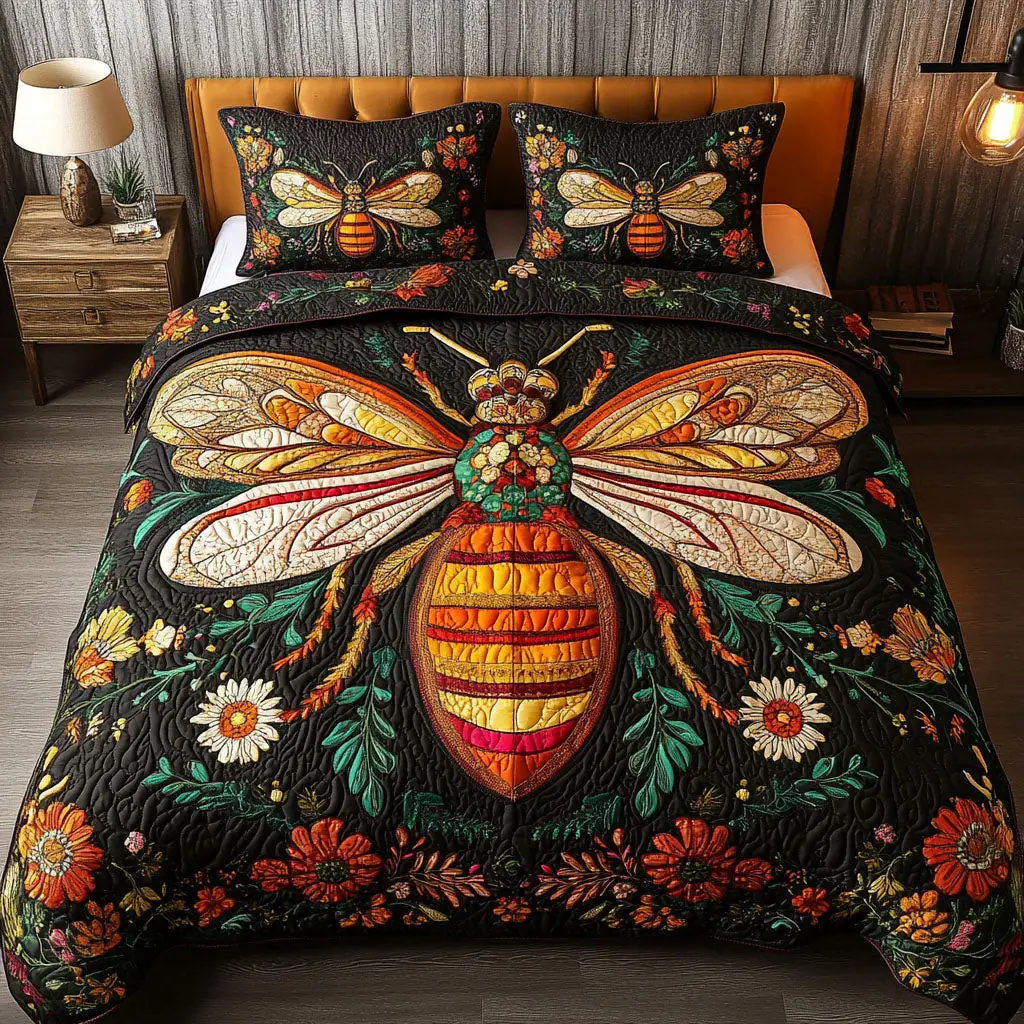 Floral Majesty Quilted Bedding Set Ultra-Soft Bedding Set for a Hotel-Like Experience