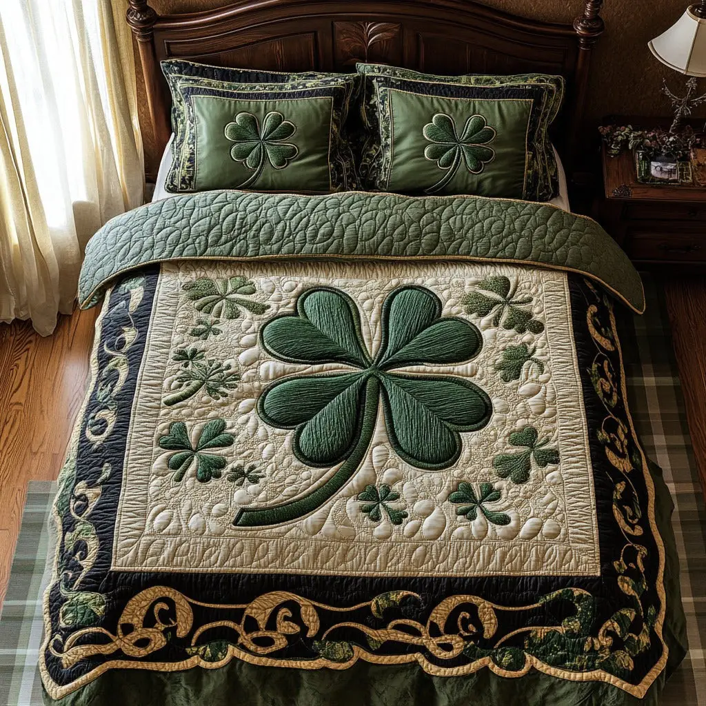 Lucky Clover Quilted Bedding Set Cozy House Decor Idea St Patrick's Day Gift For Lovers