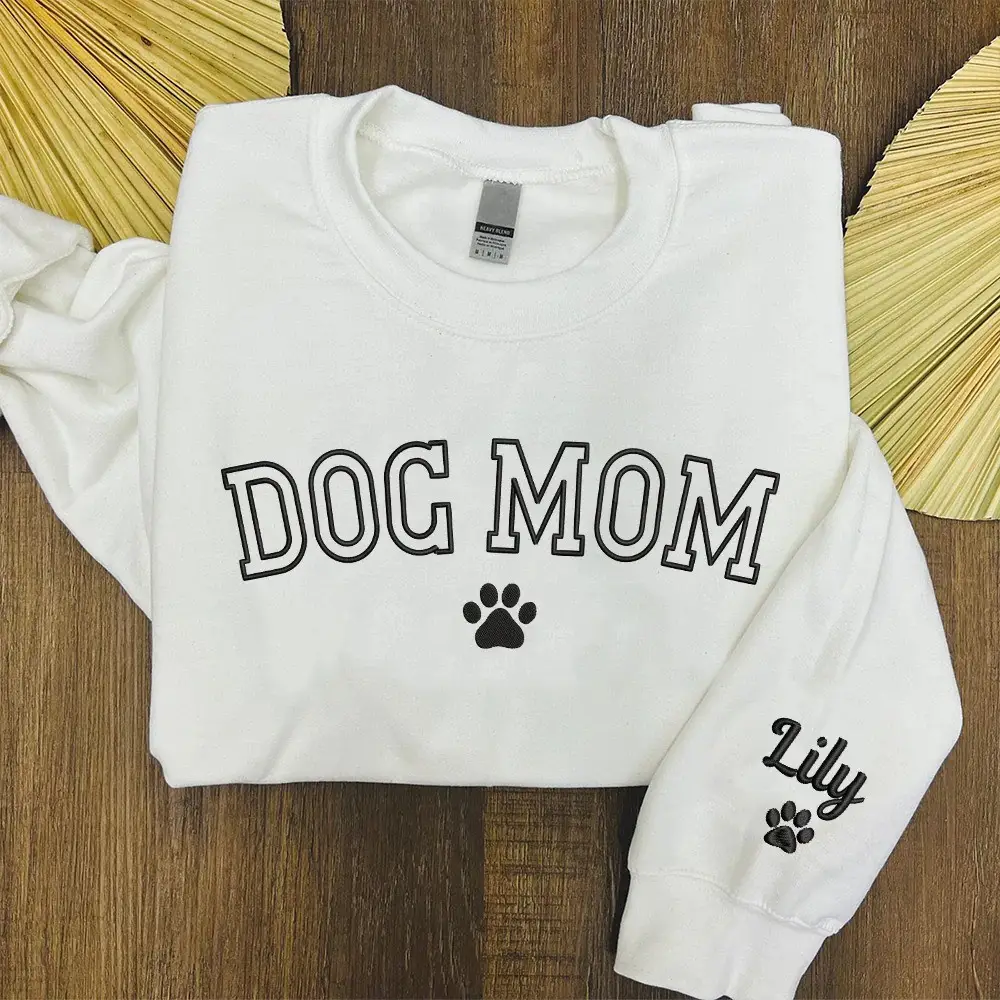 Personalized Doc Mom Sweatshirt Medical Mama Crewneck Work Gift for Her