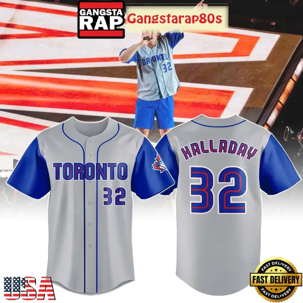 Toronto Blue Jays x Morgan Wallen Wearing A Roy Halladay 2025 Baseball Jersey Image