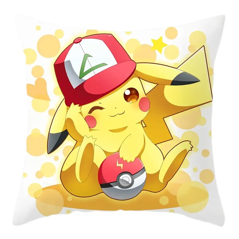 Pillow Pokémon Pikachu avec Casquette et Poké Ball 